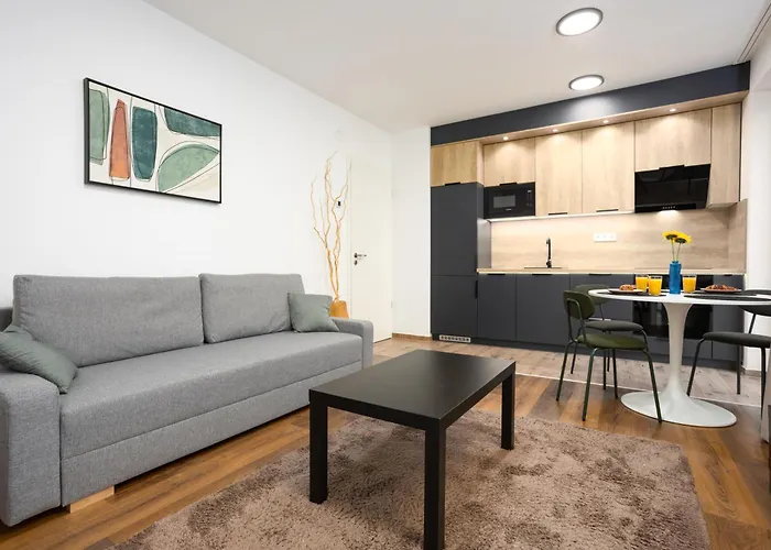Waterfront City Azure Loft With Free Parking